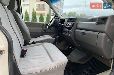 Минивэн Volkswagen Transporter 2000 в 