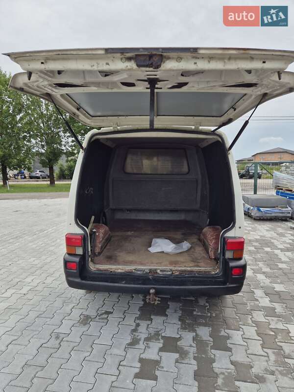 Мінівен Volkswagen Transporter 1999 в Львові