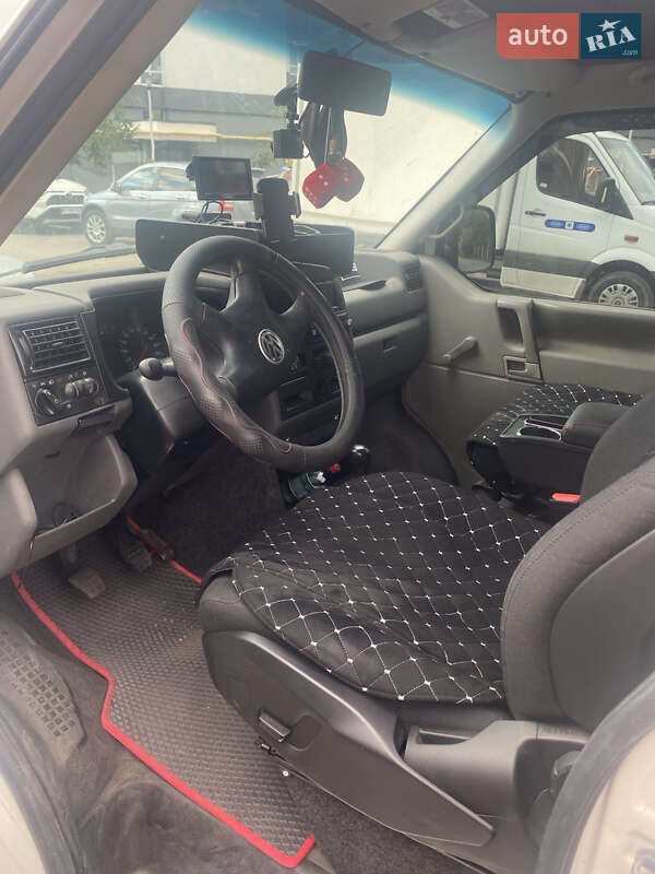 Минивэн Volkswagen Transporter 2001 в Киеве фото 10 Минивэн Volkswagen Transporter 2001 в Киеве
