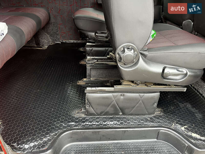 Минивэн Volkswagen Transporter 2001 в Чернигове