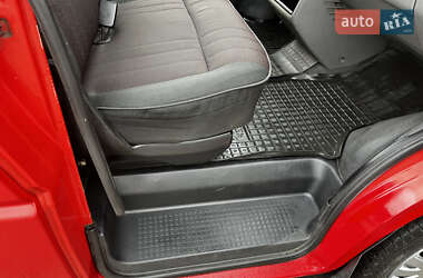 Минивэн Volkswagen Transporter 2001 в 