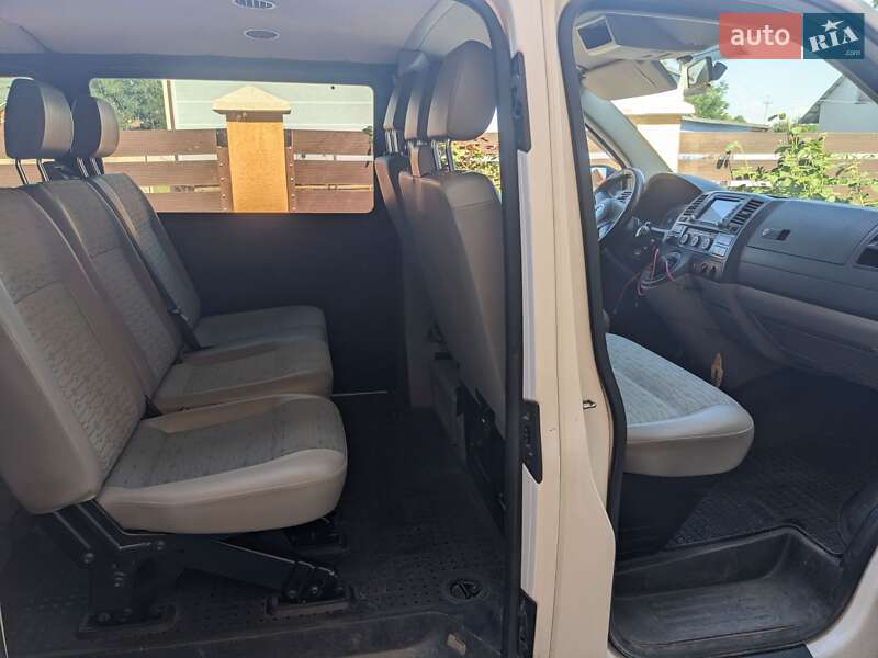 Минивэн Volkswagen Transporter 2013 в Мукачево