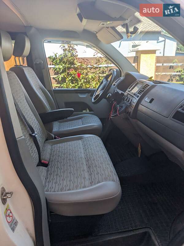 Минивэн Volkswagen Transporter 2013 в Мукачево