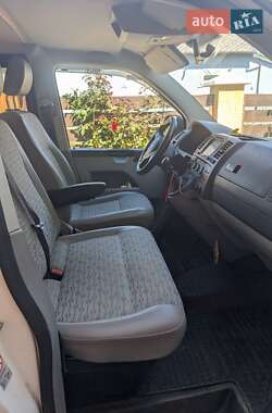 Минивэн Volkswagen Transporter 2013 в 