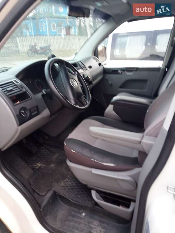 Мінівен Volkswagen Transporter 2005 в Камені-Каширському