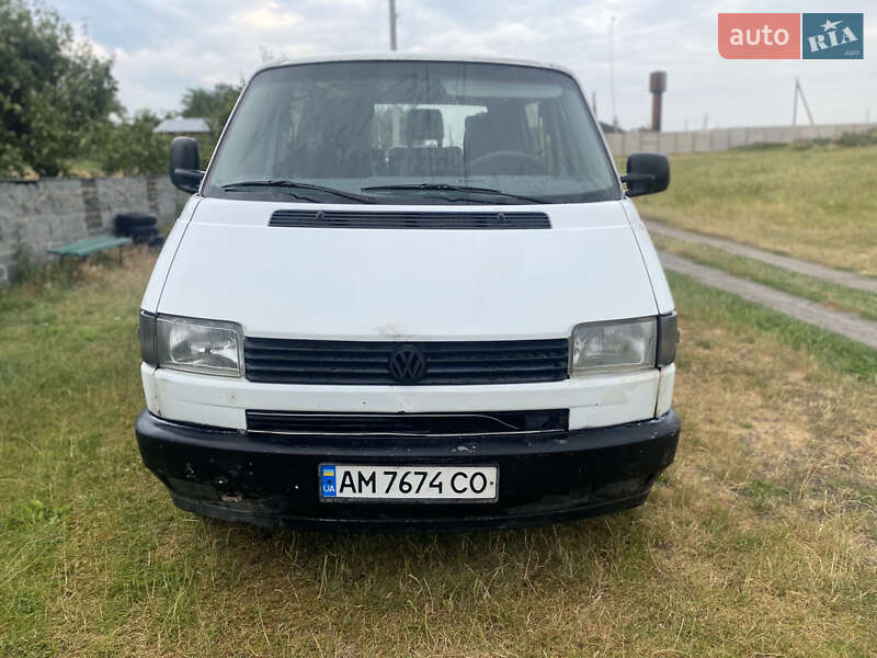 Минивэн Volkswagen Transporter 1995 в Коростышеве