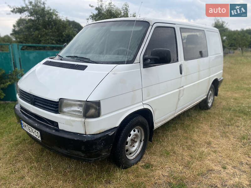 Минивэн Volkswagen Transporter 1995 в Коростышеве