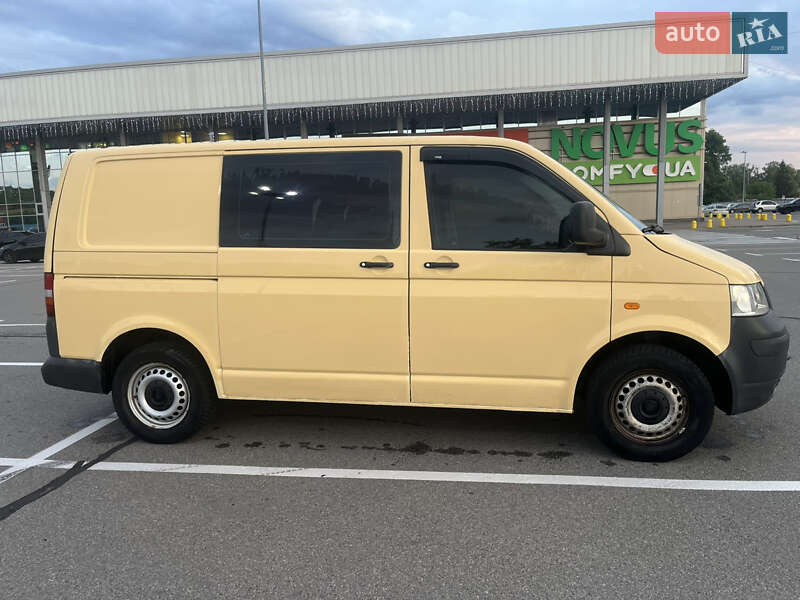 Мінівен Volkswagen Transporter 2007 в Києві