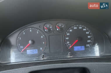 Минивэн Volkswagen Transporter 2007 в 