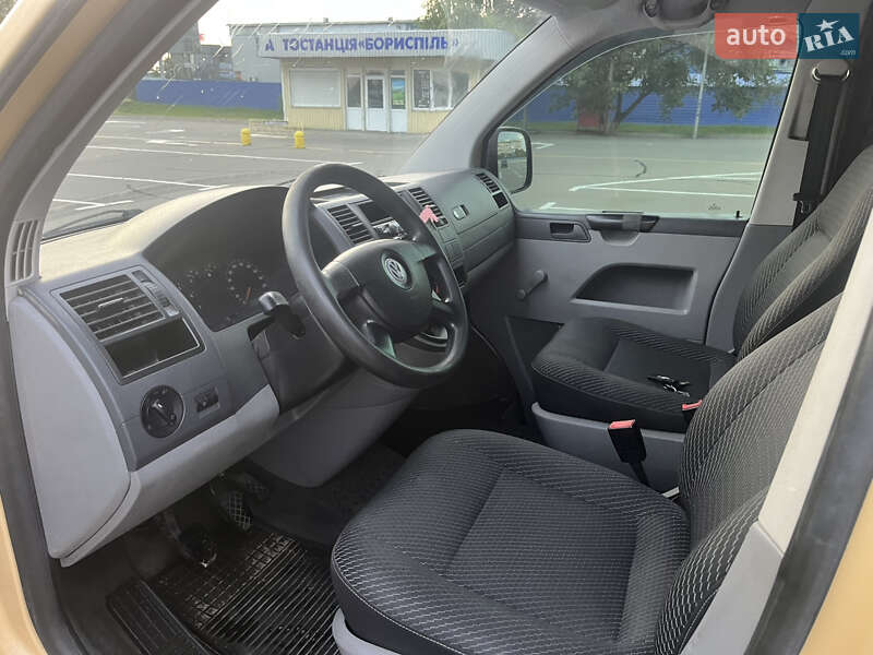 Мінівен Volkswagen Transporter 2007 в Києві