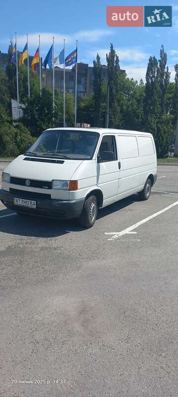 Минивэн Volkswagen Transporter 2000 в 