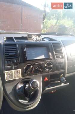 Грузопассажирский фургон Volkswagen Transporter 2006 в 