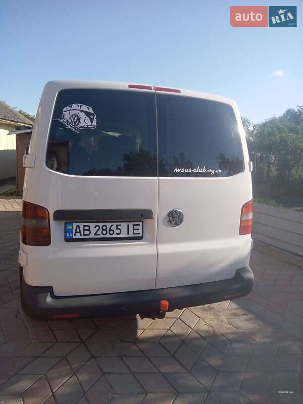 Грузопассажирский фургон Volkswagen Transporter 2006 в Баре