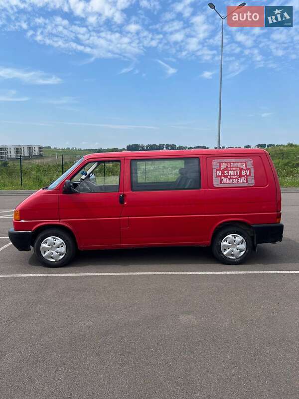 Минивэн Volkswagen Transporter 1999 в Ровно