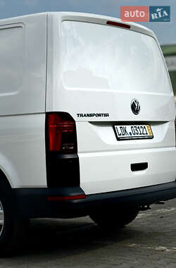 Грузовой фургон Volkswagen Transporter 2021 в 