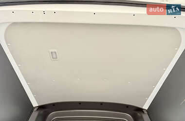 Грузовой фургон Volkswagen Transporter 2021 в 