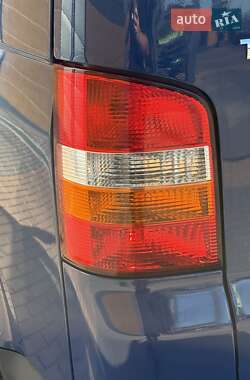 Минивэн Volkswagen Transporter 2005 в 