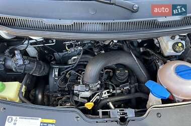 Грузовой фургон Volkswagen Transporter 2015 в 