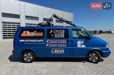 Минивэн Volkswagen Transporter 2001 в 