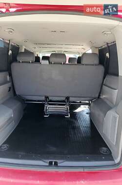 Минивэн Volkswagen Transporter 2010 в 