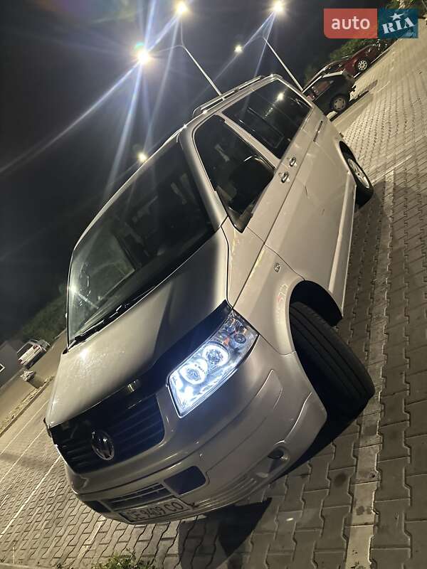 Мінівен Volkswagen Transporter 2004 в Надвірній