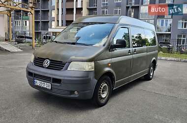Минивэн Volkswagen Transporter 2004 в Киеве