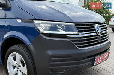 Грузовой фургон Volkswagen Transporter 2021 в 