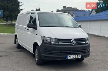 Грузовой фургон Volkswagen Transporter 2017 в Радивилове