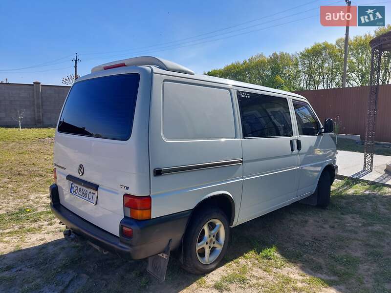 Минивэн Volkswagen Transporter 2003 в 