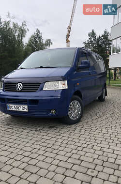Мінівен Volkswagen Transporter 2004 в Новояворівську