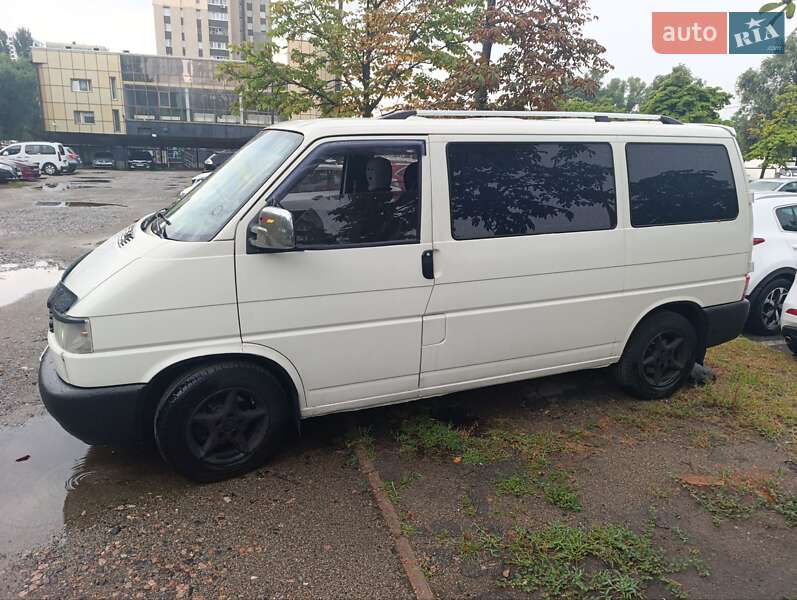 Минивэн Volkswagen Transporter 1999 в Киеве