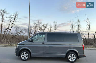 Минивэн Volkswagen Transporter 2020 в 