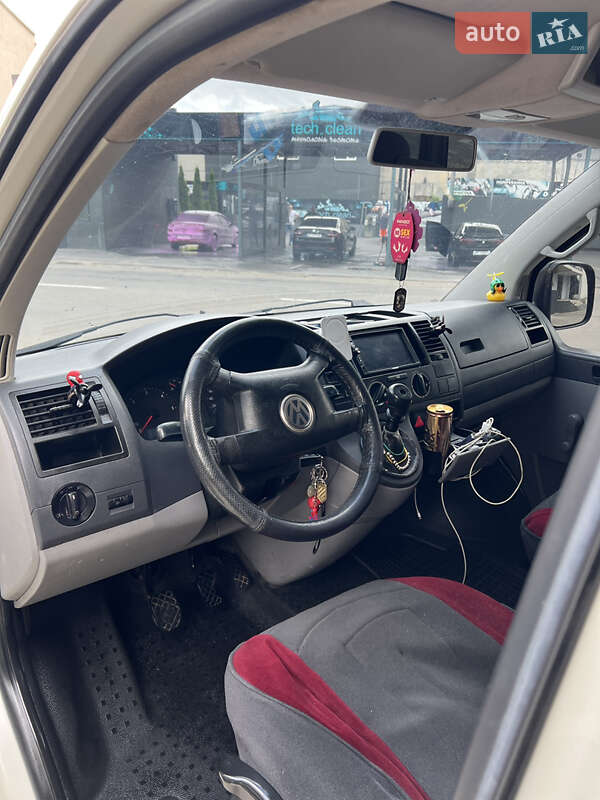 Минивэн Volkswagen Transporter 2004 в Ивано-Франковске