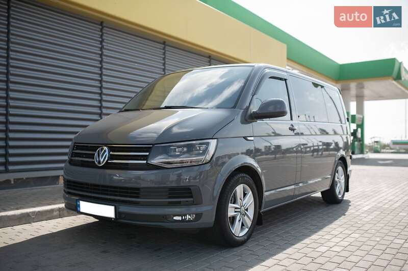 Минивэн Volkswagen Transporter 2015 в 