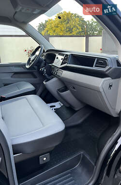 Грузовой фургон Volkswagen Transporter 2023 в 