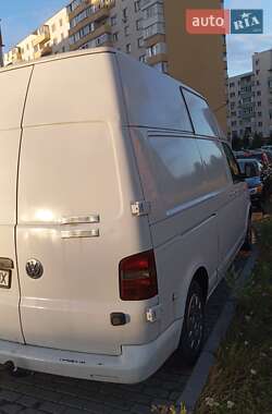 Грузовой фургон Volkswagen Transporter 2007 в 
