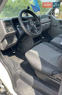 Минивэн Volkswagen Transporter 2000 в 