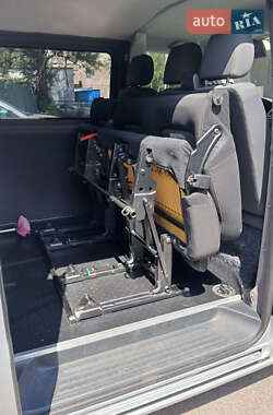 Минивэн Volkswagen Transporter 2015 в 