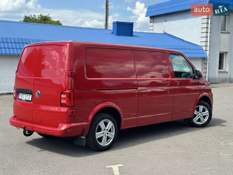Грузовой фургон Volkswagen Transporter 2016 в Радивилове