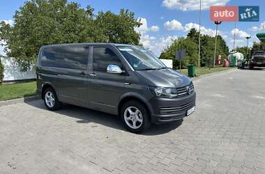 Минивэн Volkswagen Transporter 2016 в 