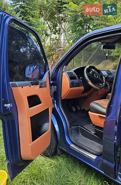 Минивэн Volkswagen Transporter 2003 в 