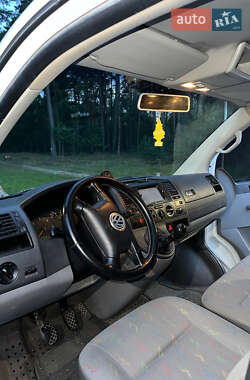 Минивэн Volkswagen Transporter 2004 в 