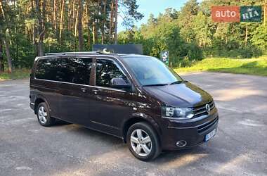 Минивэн Volkswagen Transporter 2012 в 
