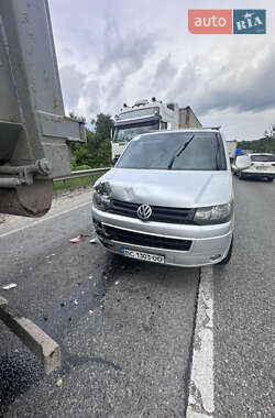 Грузопассажирский фургон Volkswagen Transporter 2010 в Львове