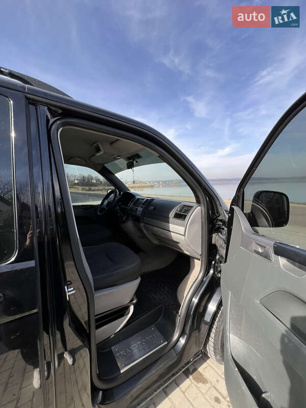 Минивэн Volkswagen Transporter 2006 в Львове