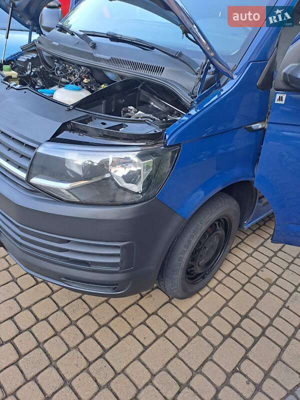 Микроавтобус Volkswagen Transporter 2017 в Ровно