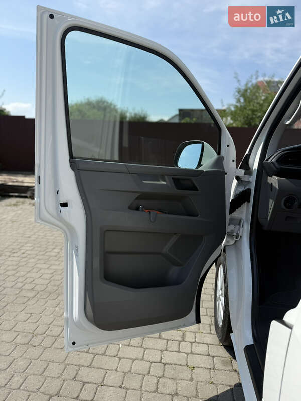 Грузовой фургон Volkswagen Transporter 2021 в Киеве