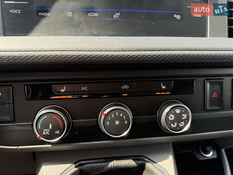 Грузовой фургон Volkswagen Transporter 2021 в Киеве