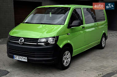Минивэн Volkswagen Transporter 2015 в 