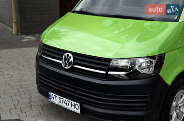 Минивэн Volkswagen Transporter 2015 в 